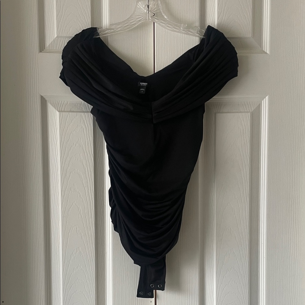 Express - Elegant Black Off-Shoulder Body Contour Bodysuit